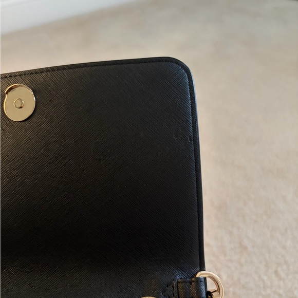 Tory Burch Emerson Chain Wallet - Picture 4 of 5